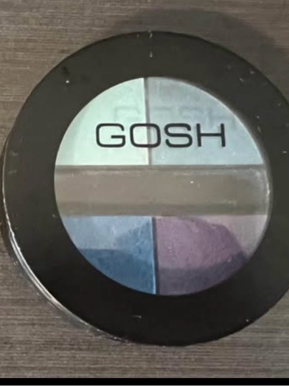 Never used 4 colour eyeshadow